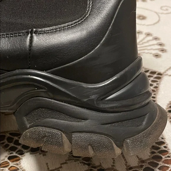 Moncler 1017 Genius 6 Alyx Sleek Black Chunky Leather Ary Ankle Boots - Picture 13 of 16